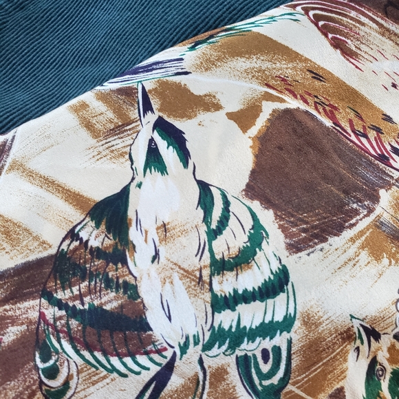 Large Handpainted Japanese Silk Watercolor Scarf Vintage ACUTE Bird Scarf - Picture 4 of 16